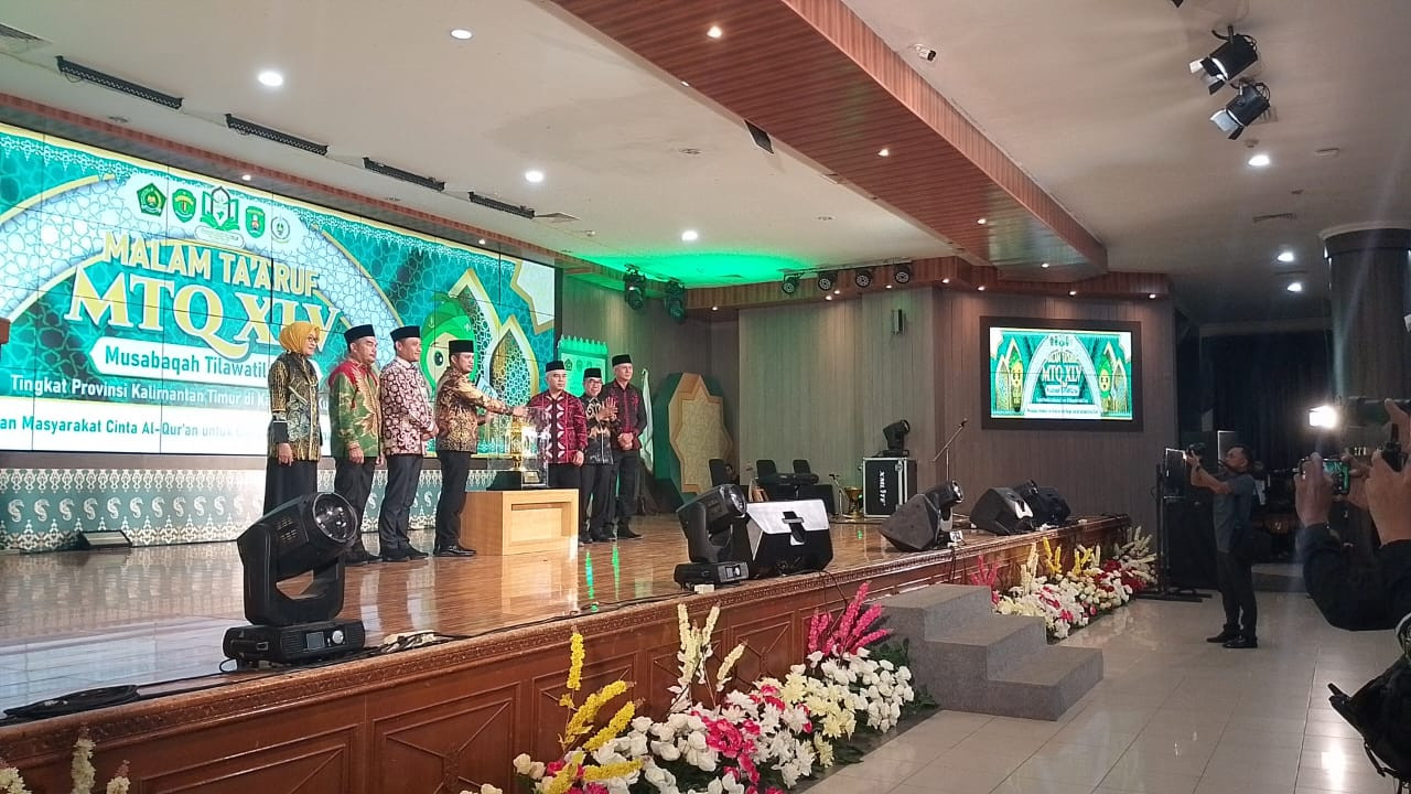 malam ta'aruf pererat silahturahmi antar kafilah mtq kaltim ke 45