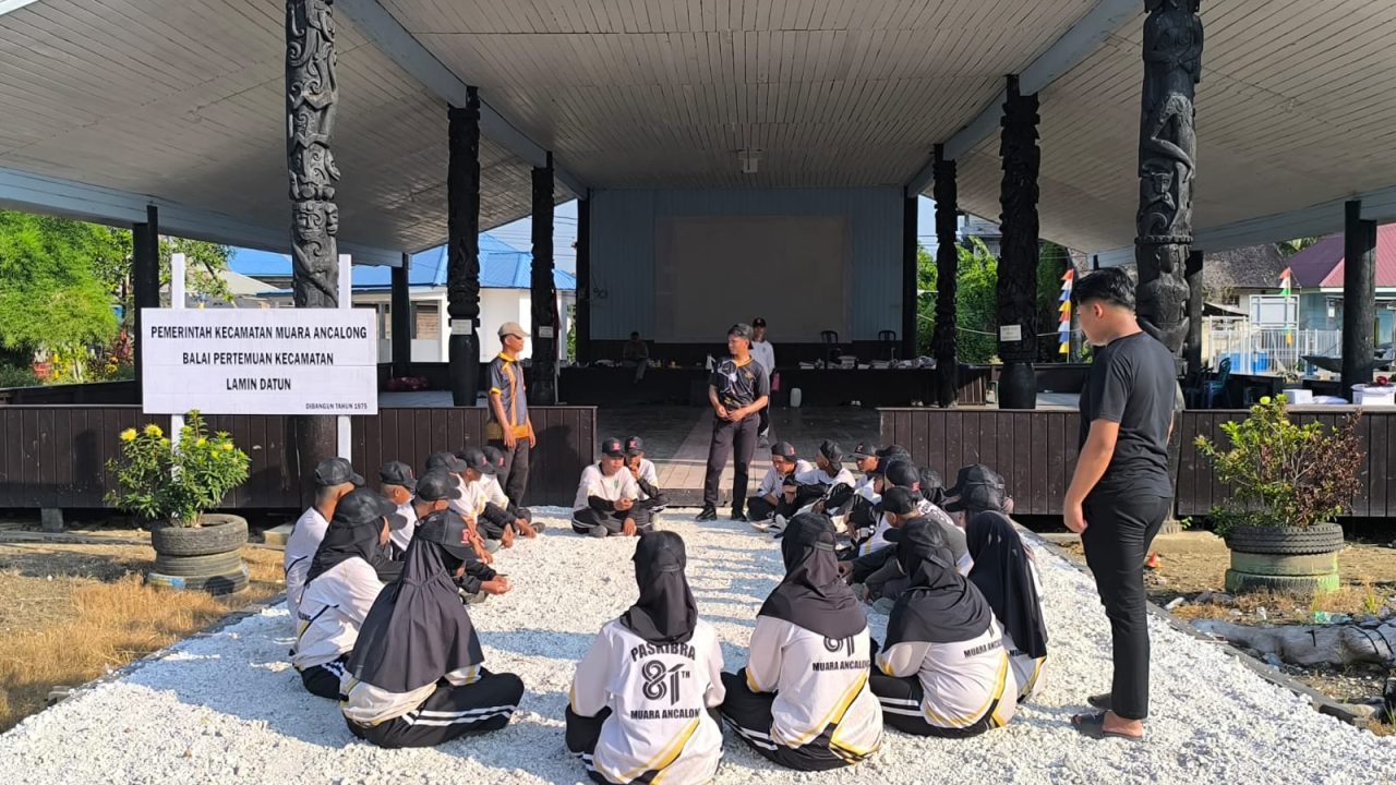 calon paskibra muara Ancalong semangat berlatih.