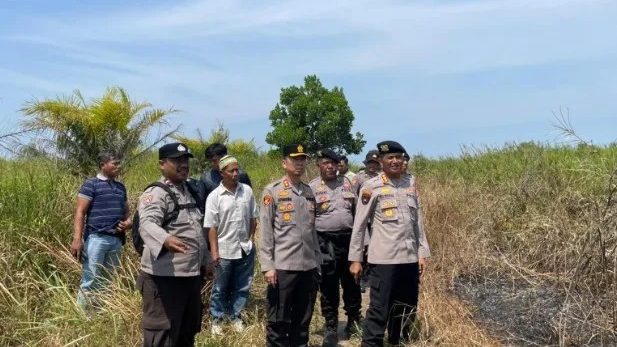 Dirsamapta Polda Kaltim datangi lokasi Karhutla di Sangatta.