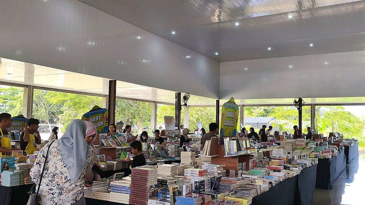 Gebyar Literasi Kutim sajikaratusan ribu eksemplar buku