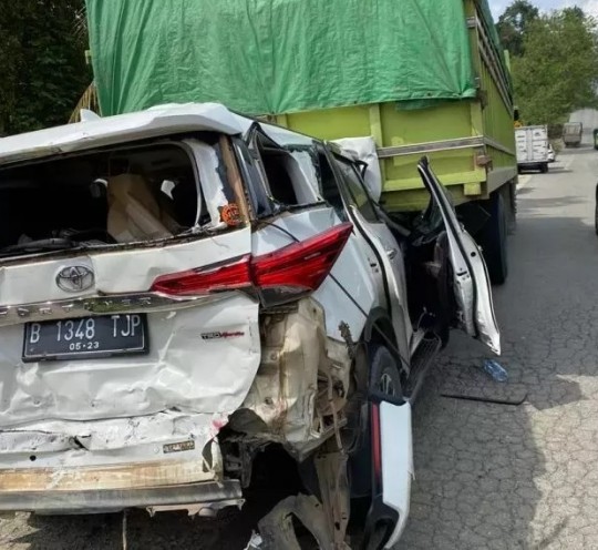 Wakil Ketua DPD - RI Kecelakaan Di Kukar