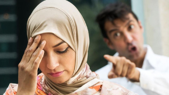 TIPS BERHAJI (9) HINDARI PERTENGKARAN AGAR IBADAH MENJADI SEMPURNA
