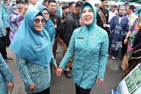 pkk kutim pamerkan potensi kutim di festival umkm hkg  dan Rakernas PKK ke 53 di Samarinda
