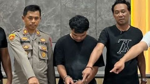 Terbongkar M  sebagai pengedar dari percakapan WA.