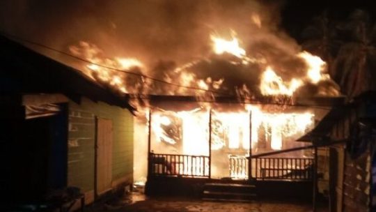 jelang shalat Isya, Sangkulirang berduka 1 unit rumah terbakar