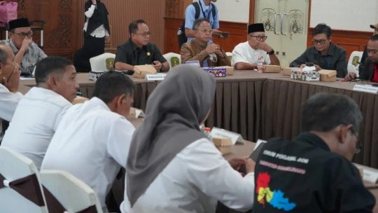 kimosi A DPRDKutim zgelsr rdp soal Cdob Sangsaka